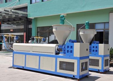 प्लास्टिक रीसाइक्लिंग मशीन स्टेनलेस स्टील 3 किलोवाट के लिए 80-150 किलो / एच फोर्स फीडर एक्सट्रूडर